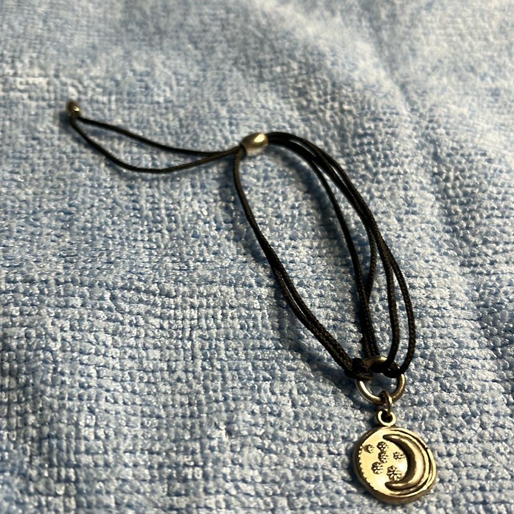 Bracelet girls size Alex & Ani, 2016 adjustable black leather cord Moon ⭐️ Stars